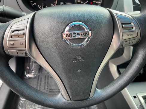 Used 2015 Nissan Altima 2.5 S w/ Power Driver Seat Package FWD image 20
