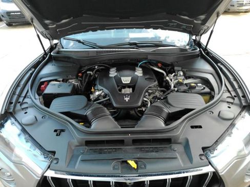 Used 2022 Maserati Levante GT image 54