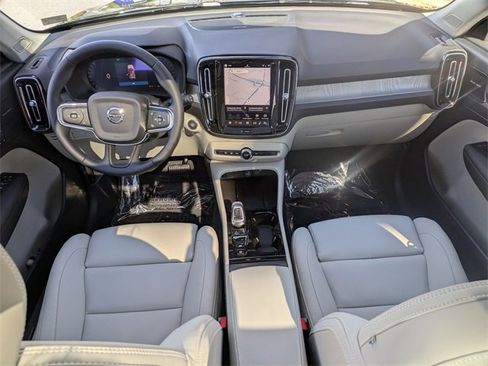 New 2026 Volvo XC40 B5 Ultra w/ Protection Package Premier image 16