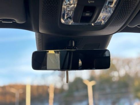 Used 2026 Mercedes-Benz GLA 250 4MATIC image 36