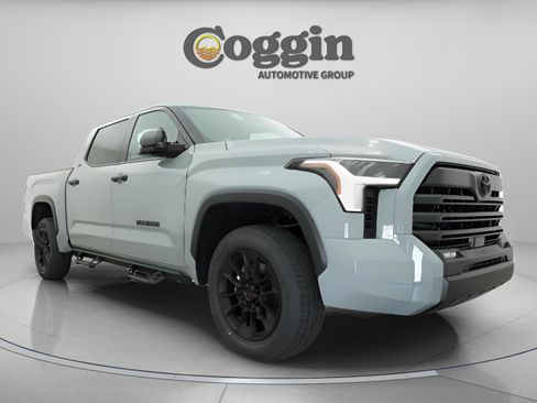 New 2026 Toyota Tundra SR5 AWD/4WD image 9