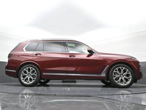 Used 2026 BMW X7 xDrive40i AWD/4WD image 31