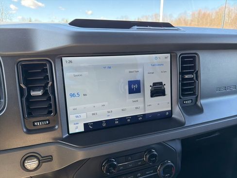 Used 2024 Ford Bronco Big Bend image 12