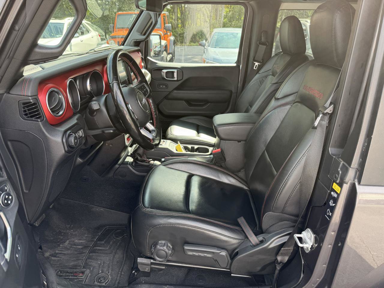 Used 2021 Jeep Wrangler Rubicon AWD/4WD image 11