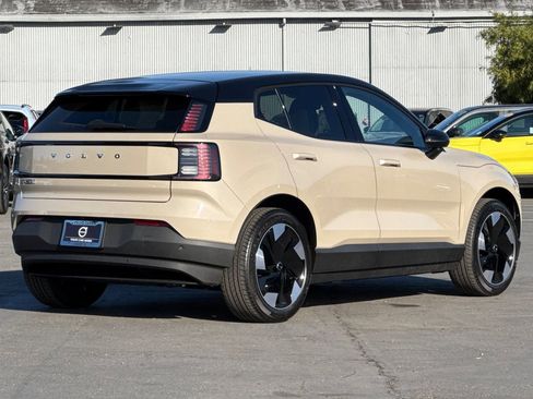 New 2026 Volvo EX30 Plus w/ Climate Package RWD image 2