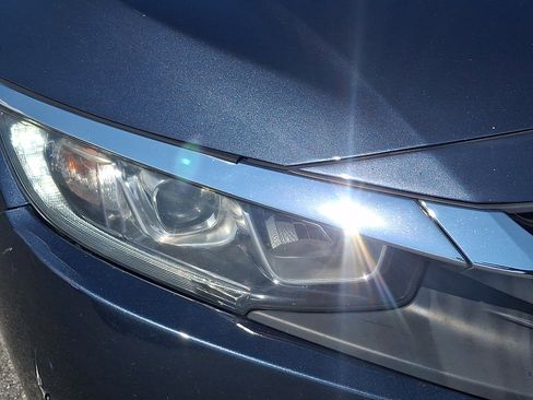 Used 2018 Honda Civic LX image 9