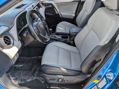 Used 2016 Toyota RAV4 Limited image 17
