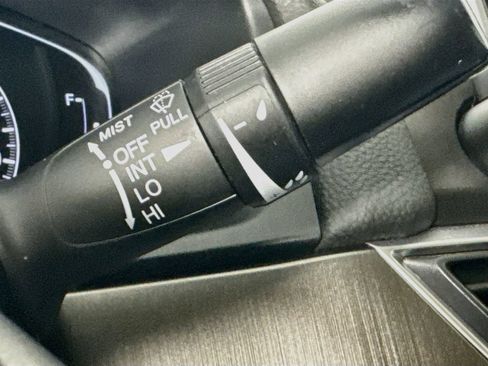 Used 2018 Honda Accord LX image 13