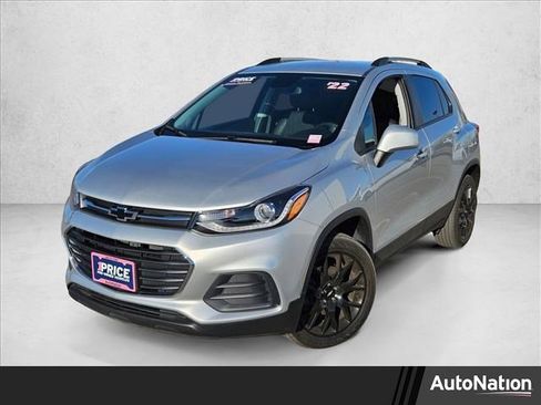 Used 2022 Chevrolet Trax LT w/ Sport Edition image 1