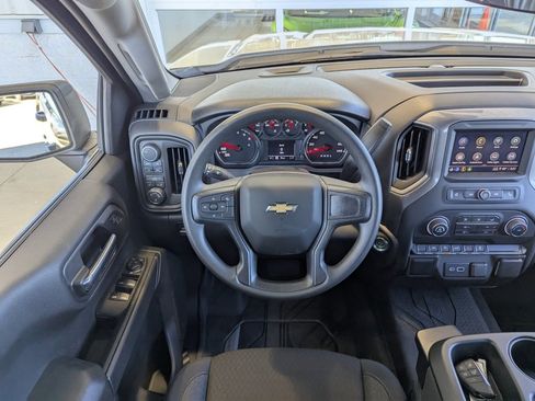 New 2026 Chevrolet Silverado 1500 Custom image 3