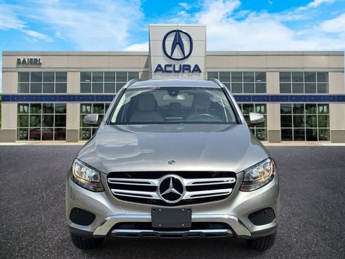 Used 2019 Mercedes-Benz GLC 300 4MATIC image 8