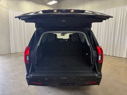 Used 2025 Ford Expedition Max Active AWD/4WD image 25