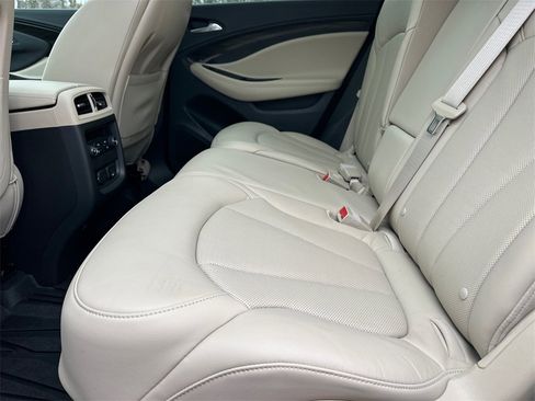 Used 2020 Buick Envision Premium w/ Driver Confidence Package image 21