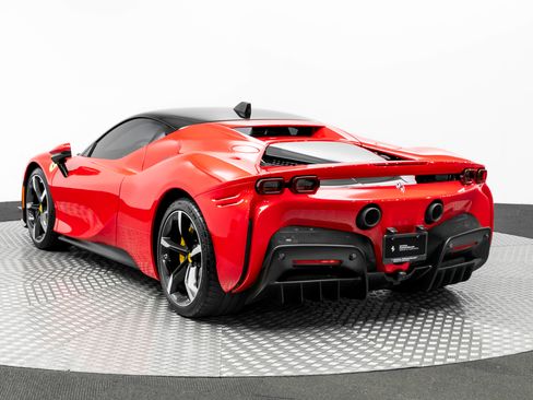 Certified 2022 Ferrari SF90 Stradale image 3