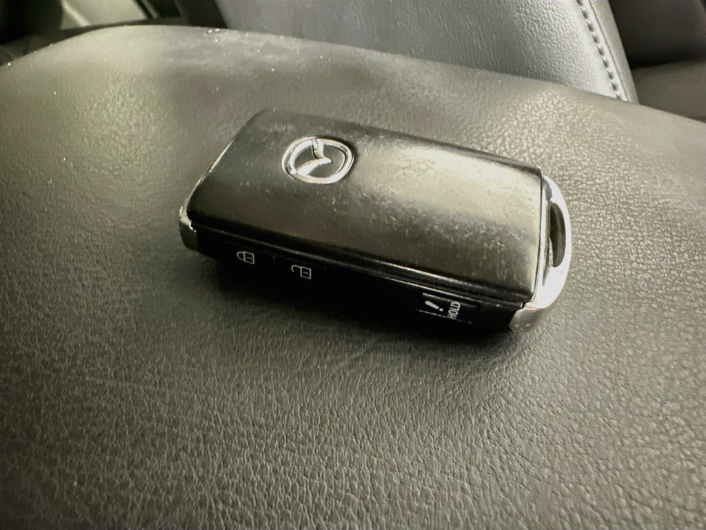 Used 2020 MAZDA CX-5 Touring FWD image 40
