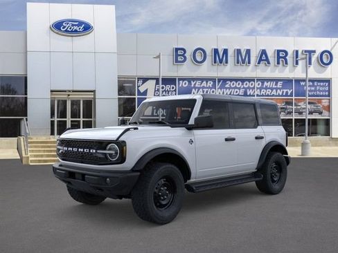 New 2026 Ford Bronco Outer Banks AWD/4WD image 1