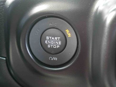 Certified 2020 Jeep Gladiator Rubicon image 38