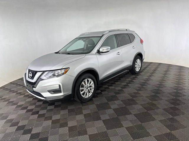 Used 2017 Nissan Rogue SV AWD/4WD image 3