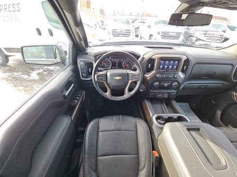 Used 2022 Chevrolet Silverado 1500 High Country image 24