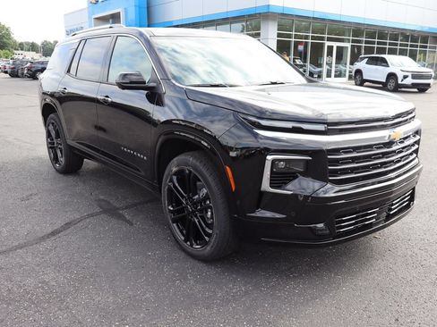 New 2026 Chevrolet Traverse High Country AWD/4WD image 2