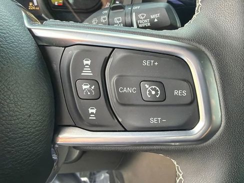 Used 2025 Jeep Wrangler Unlimited Sahara w/ Safety Group image 26