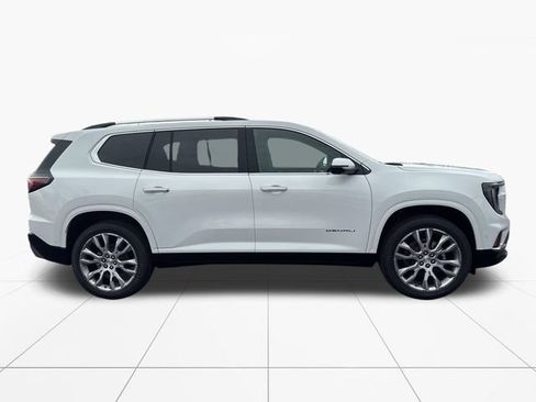 New 2026 GMC Acadia Denali w/ Super Cruise Package FWD image 7