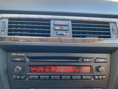 Used 2009 BMW 335i Coupe image 22