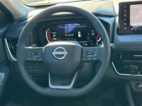 New 2026 Nissan Rogue Platinum w/ Tech Package image 14