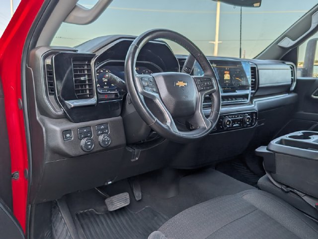 Certified 2025 Chevrolet Silverado 2500 LT w/ Convenience Package AWD/4WD image 5