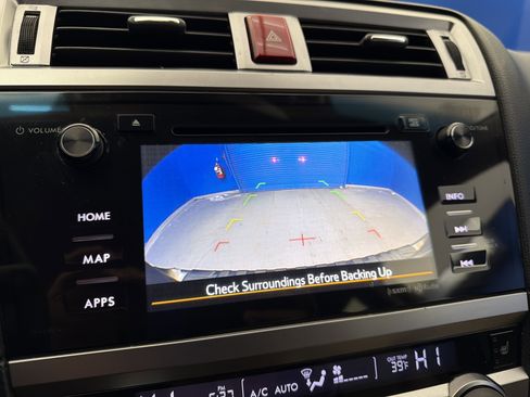 Used 2015 Subaru Outback 3.6R Limited image 19