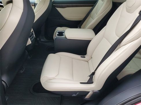Used 2018 Tesla Model X 100D image 37