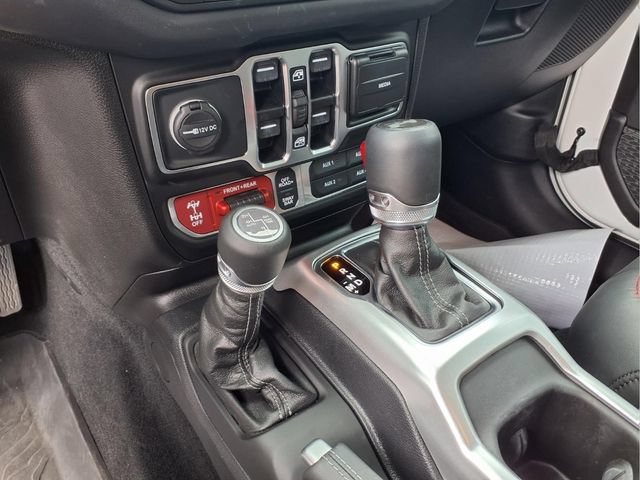 Used 2025 Jeep Wrangler Unlimited Rubicon AWD/4WD image 27