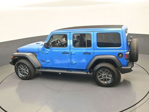Used 2025 Jeep Wrangler Unlimited Sport AWD/4WD image 42