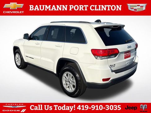 Used 2018 Jeep Grand Cherokee Laredo AWD/4WD image 4