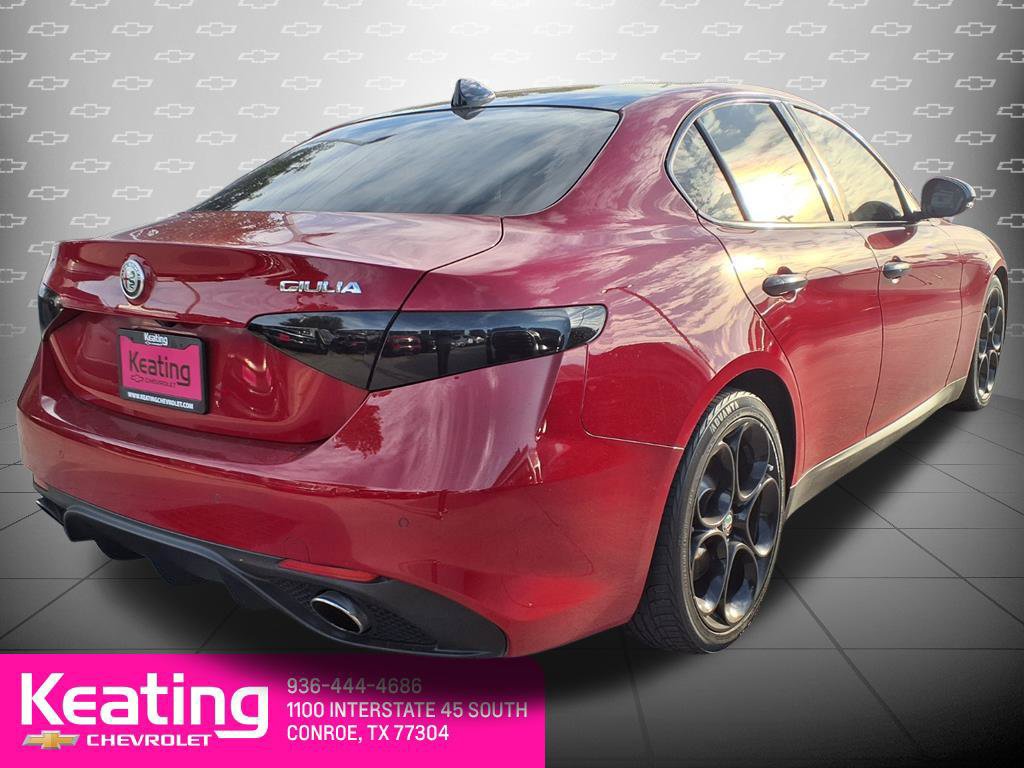 Used 2019 Alfa Romeo Giulia Ti Sport w/ Quick Order Package 22U Sport RWD image 10