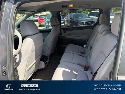 Used 2022 Honda Odyssey EX image 12