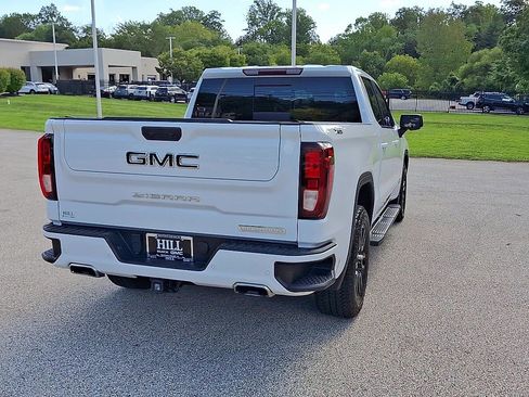 Used 2024 GMC Sierra 1500 Elevation w/ Elevation Premium Package AWD/4WD image 8