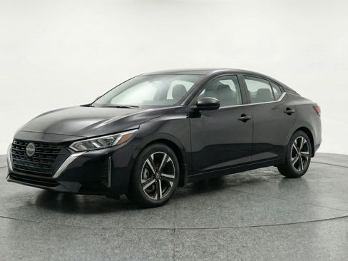 Used 2025 Nissan Sentra SV FWD image 3