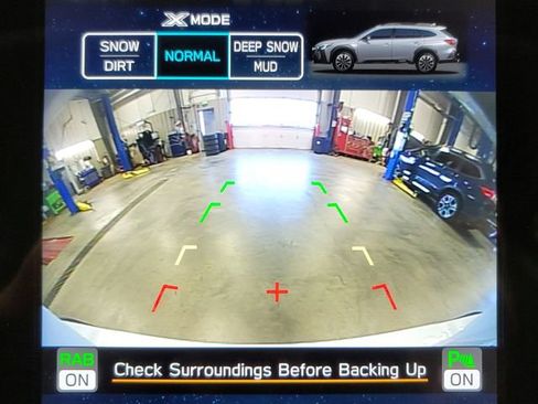 Used 2025 Subaru Outback Onyx Edition AWD/4WD image 4