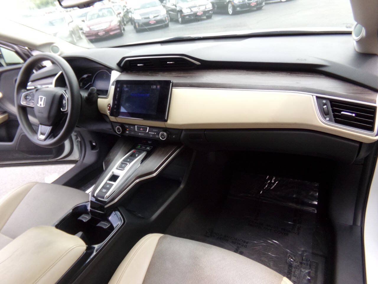 Used 2018 Honda Clarity Plug-In Hybrid image 15