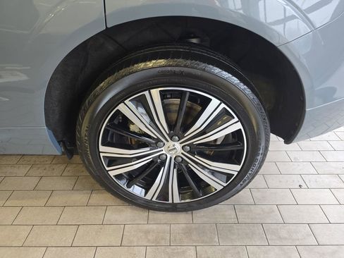Used 2022 Volvo XC60 T8 Inscription w/ Advanced Package image 38