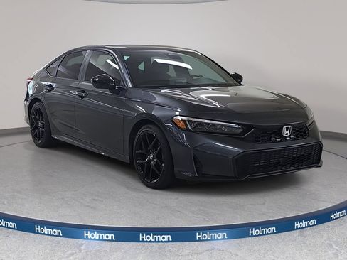 Used 2025 Honda Civic Sport image 4