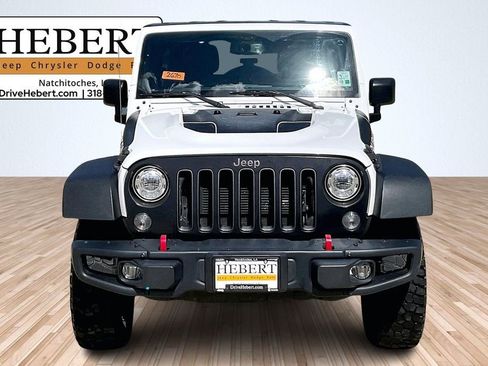 Used 2018 Jeep Wrangler Unlimited Rubicon image 3