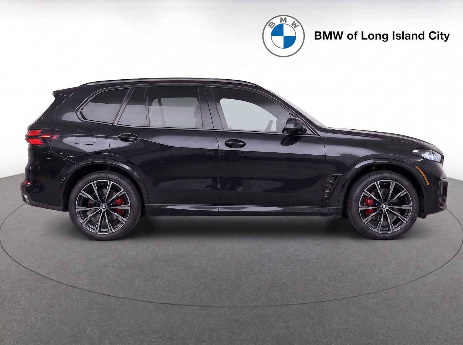 New 2026 BMW X5 xDrive40i w/ M Sport Package AWD/4WD image 8