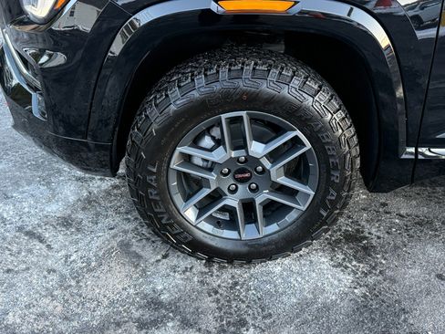 New 2026 GMC Terrain AT4 w/ LPO, Floor Liner Package image 9