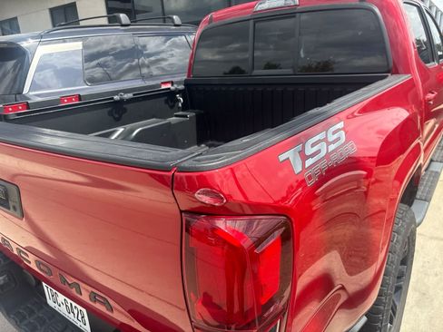 Used 2021 Toyota Tacoma SR w/ SR Convenience Package RWD image 9
