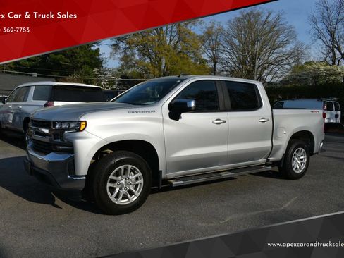 Used 2021 Chevrolet Silverado 1500 LT image 1