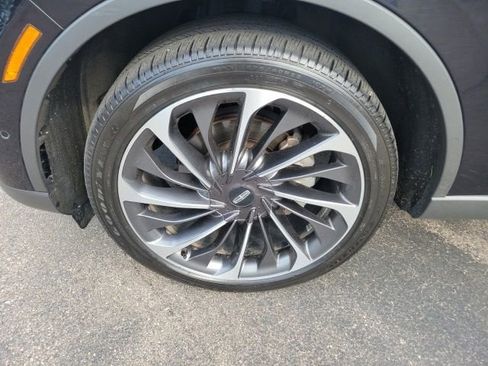 Certified 2023 Lincoln Aviator Reserve w/ Equipment Group 201A AWD/4WD image 17