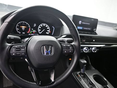 Certified 2025 Honda Civic Sport image 17