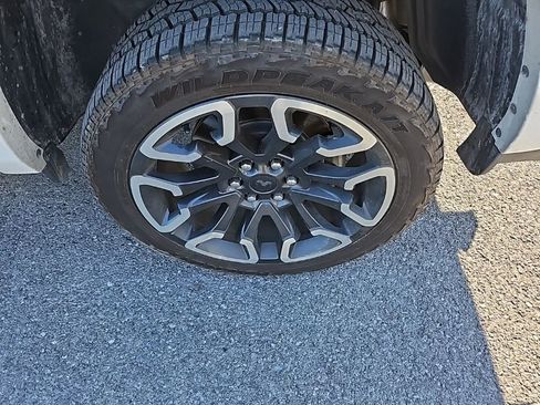 Used 2025 RAM 1500 Limited image 13